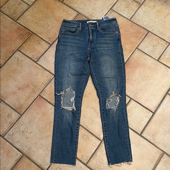 Levi’s Distressed Blue Jeans - Picture 1 of 3